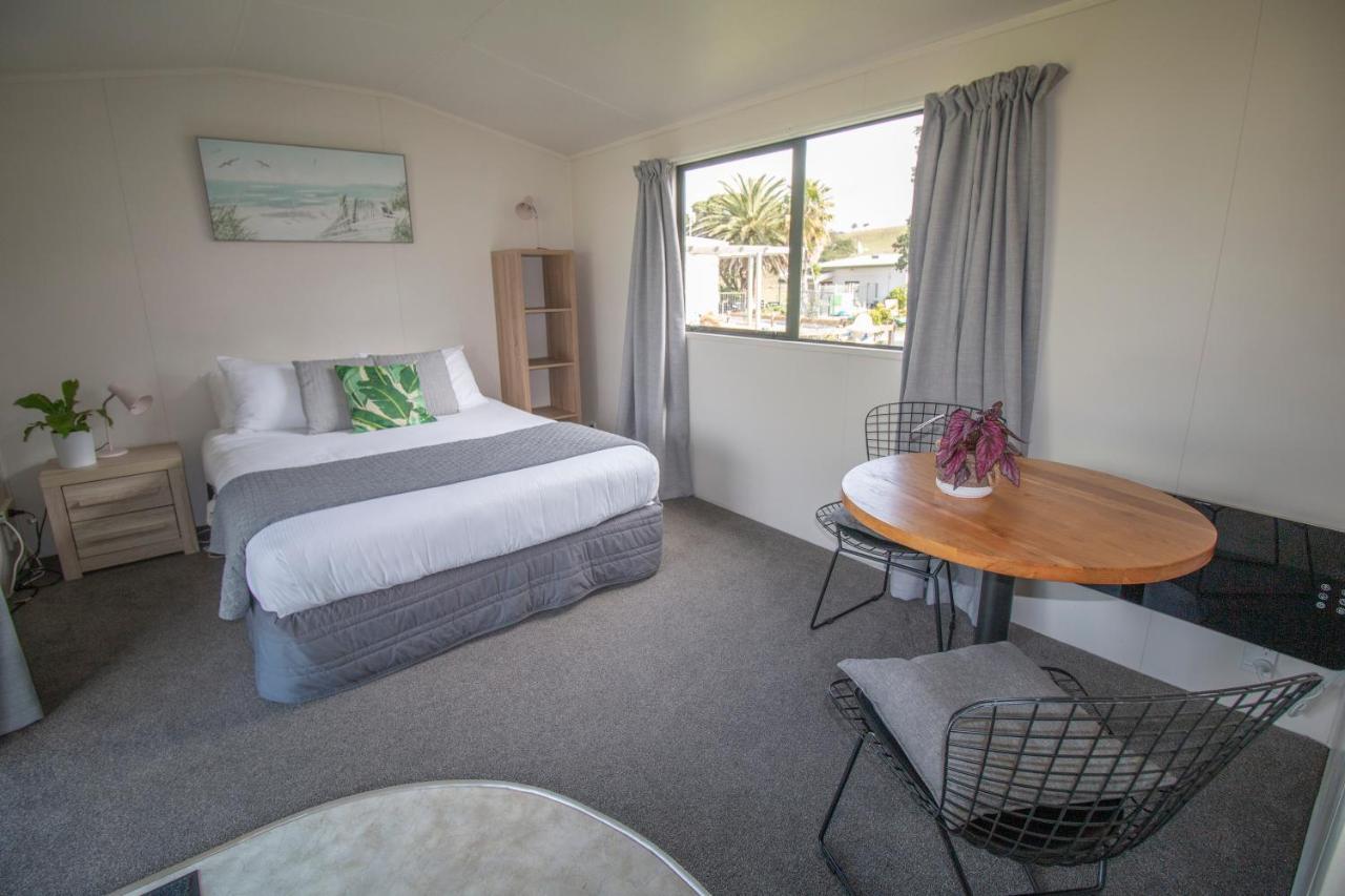 Pakiri Beach Holiday Park Exterior photo