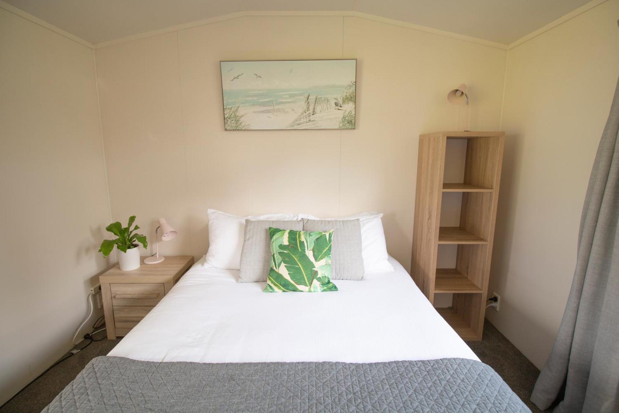 Pakiri Beach Holiday Park Room photo