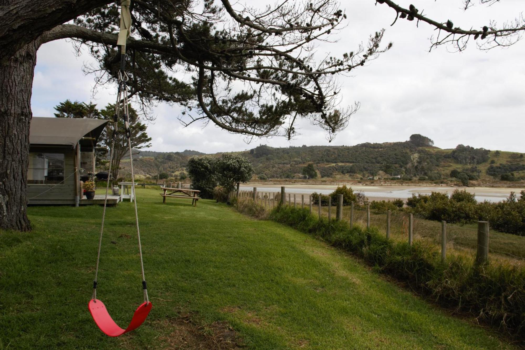 Pakiri Beach Holiday Park Exterior photo